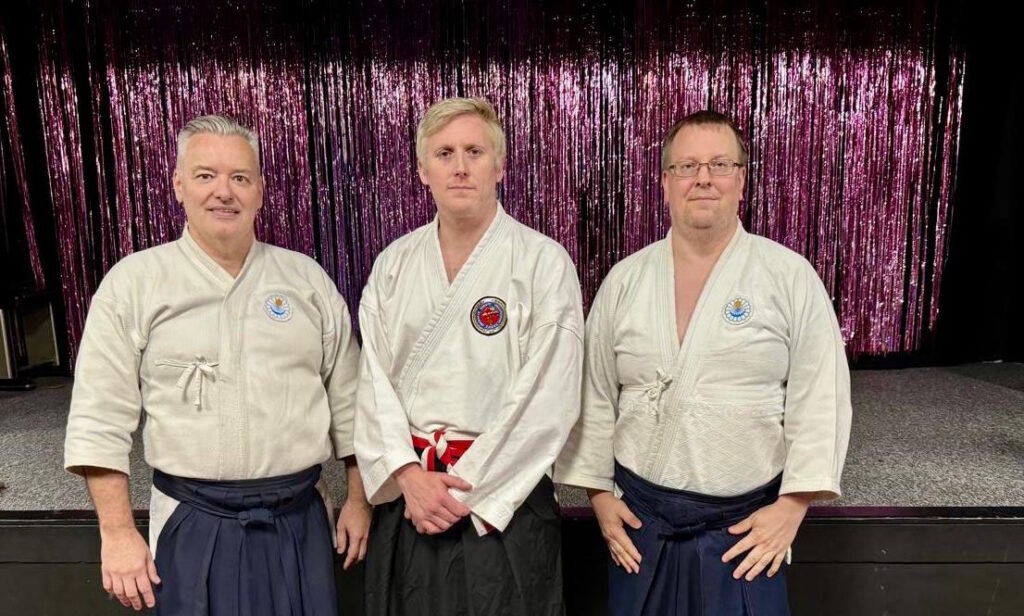Christian Hausegger, Simon Keegan und Markus Lehrbaum beim 50-jährigen Jubiläum des Shobukan Karate Verbandes in Manchester.