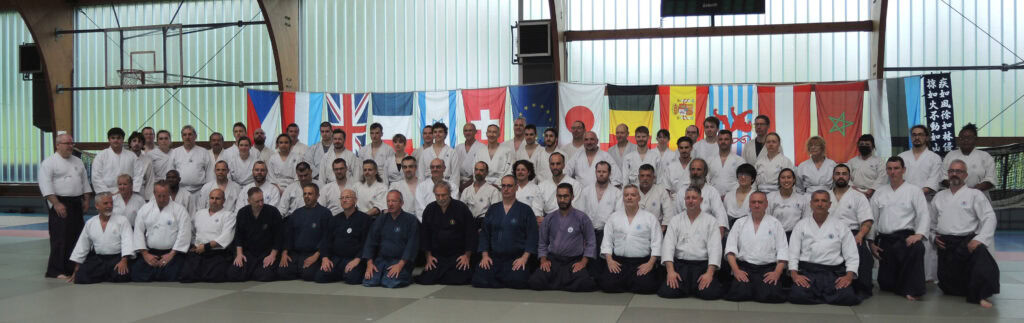 Gruppenfoto vom großen internationalem Lehrgang in Chiny (Belgien) im Mai 2022